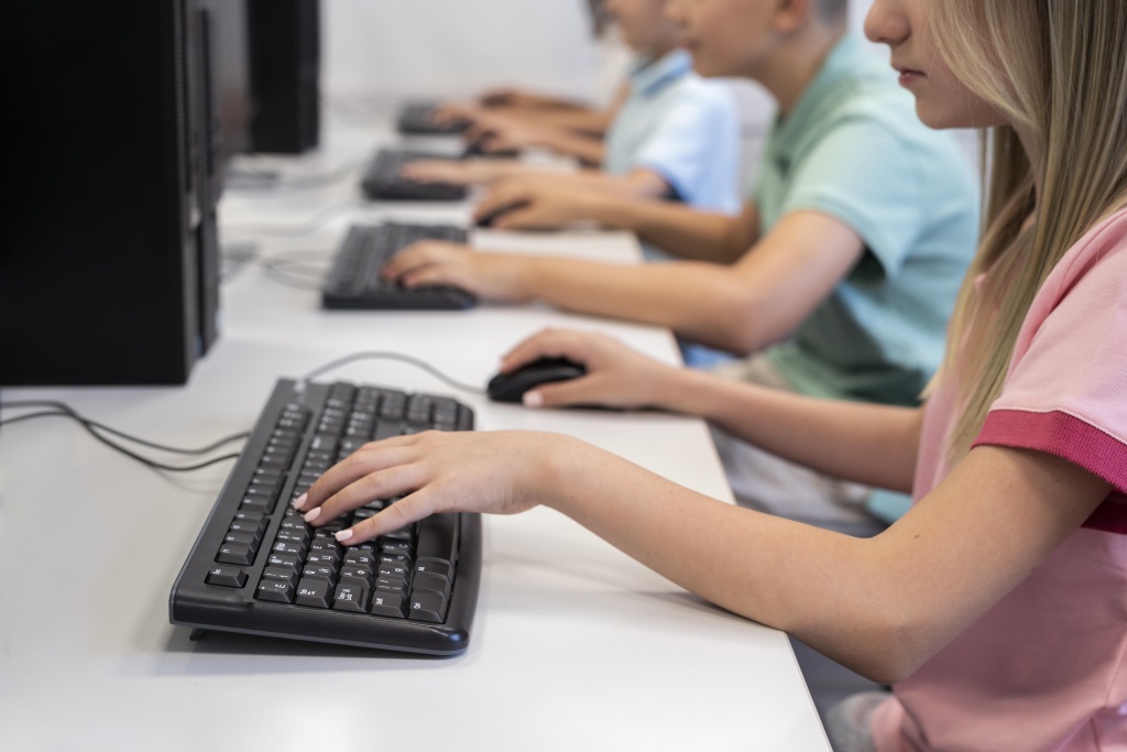 children-having-technology-education-class (1) (1).jpg
